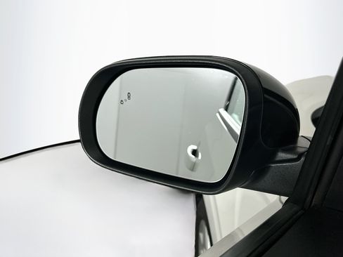 Used 2023 Kia Soul S FWD image 16