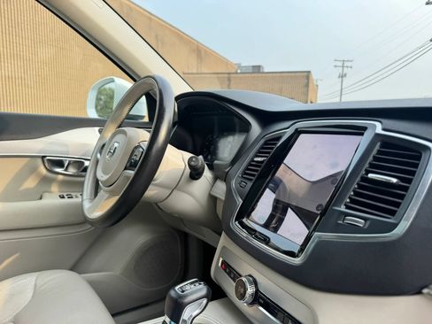 Used 2017 Volvo XC90 T6 Momentum w/ Vision Package AWD/4WD image 28