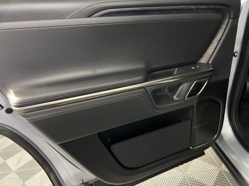 Used 2023 Rivian R1S Launch Edition image 30