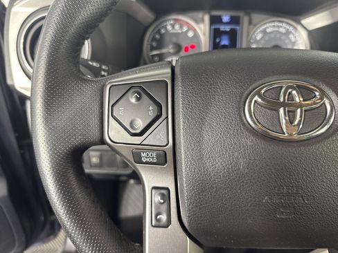 Used 2021 Toyota Tacoma SR5 image 28