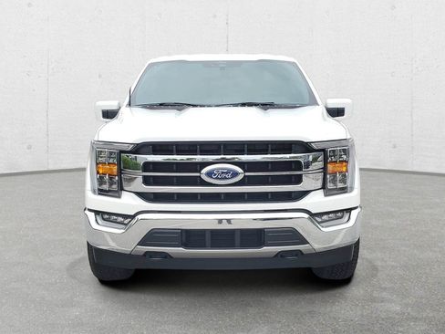 Used 2022 Ford F150 Lariat image 2
