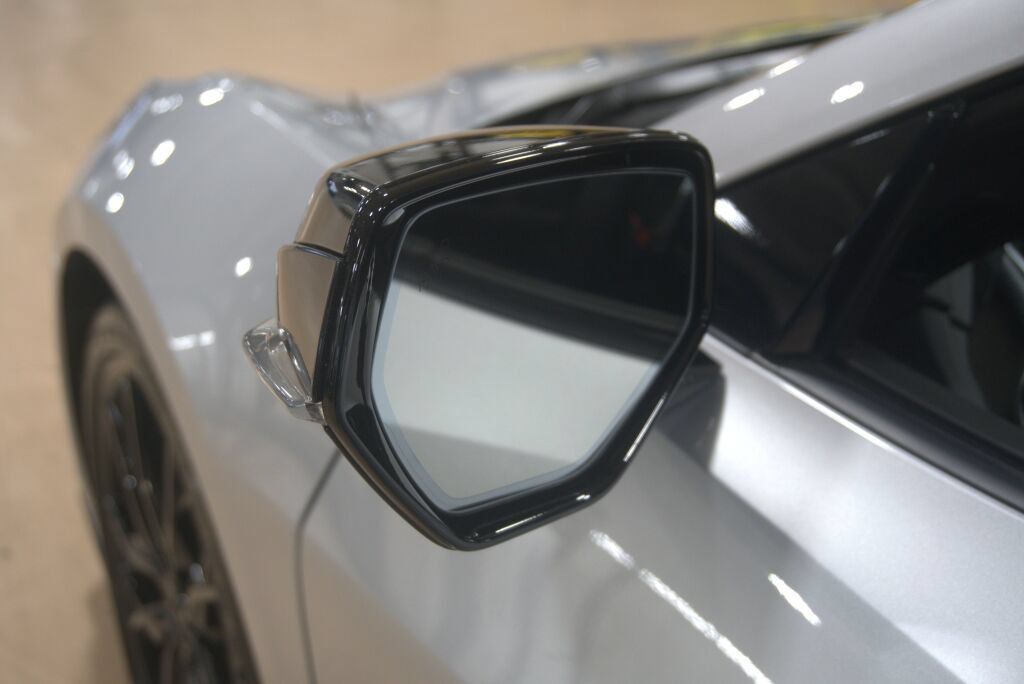 Used 2026 Chevrolet Corvette Stingray Preferred Cpe w/ Z51 Performance Package RWD image 18