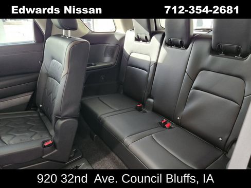 New 2026 Nissan Pathfinder Platinum w/ Cargo Package image 18