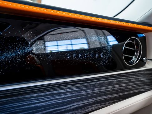 Used 2024 Rolls-Royce Spectre w/ Spectre Launch Package image 54
