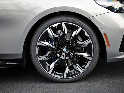 New 2026 BMW 530i w/ M Sport Package image 4