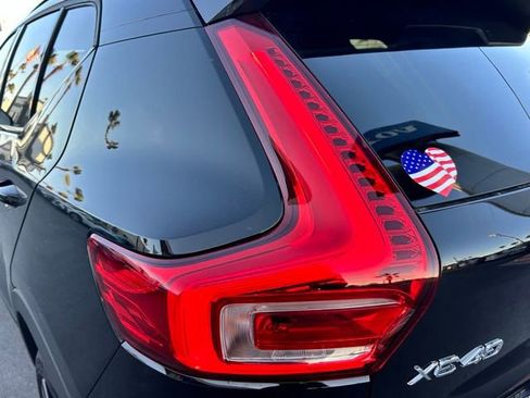New 2026 Volvo XC40 B5 Ultra w/ Protection Package Premier AWD/4WD image 8