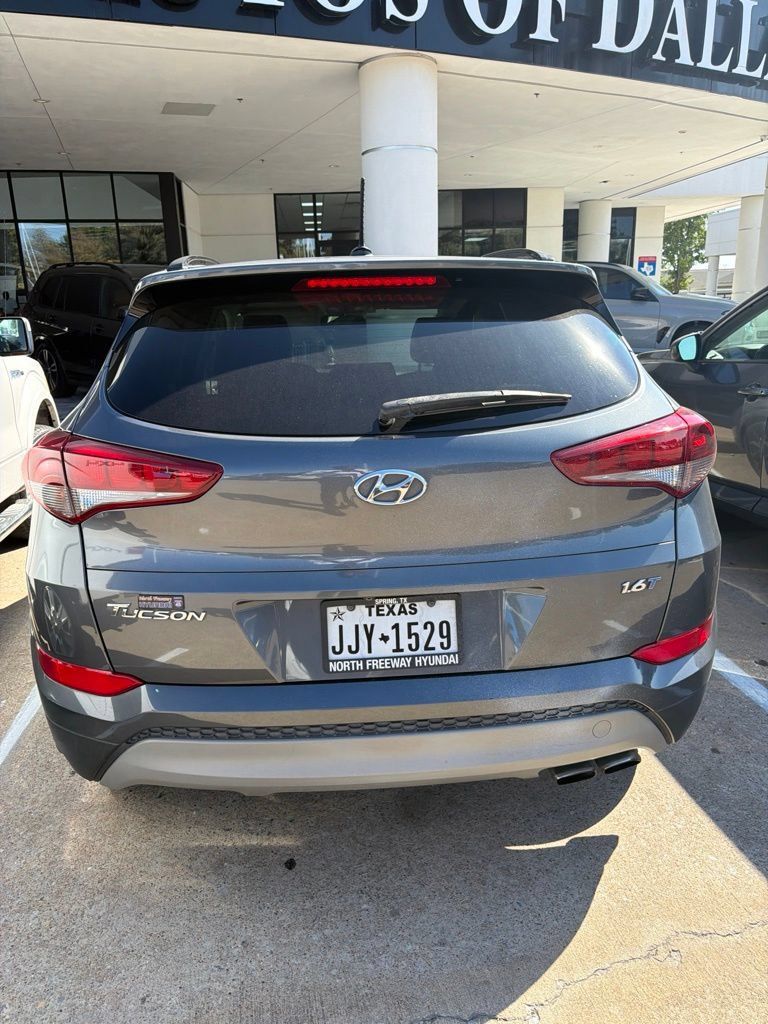 Used 2017 Hyundai Tucson Night FWD image 3