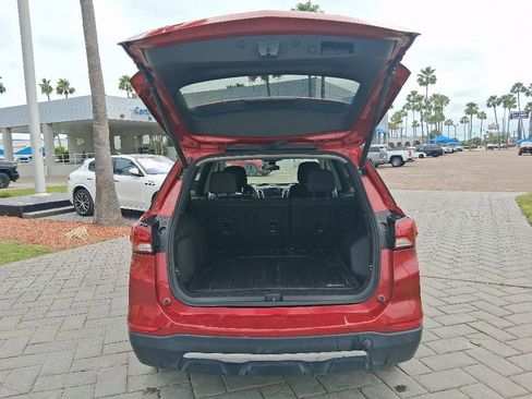 Used 2024 Chevrolet Equinox LT FWD image 6