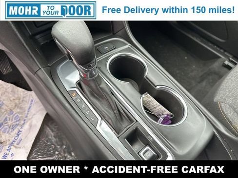 Used 2023 Chevrolet Equinox LT image 18