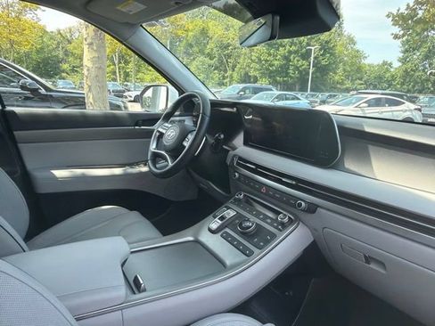 Used 2025 Hyundai Palisade SEL FWD image 10