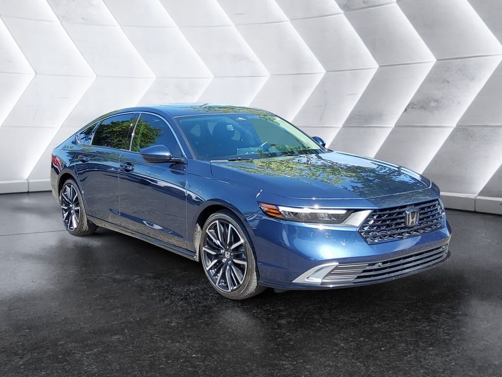Used 2024 Honda Accord Touring image 1