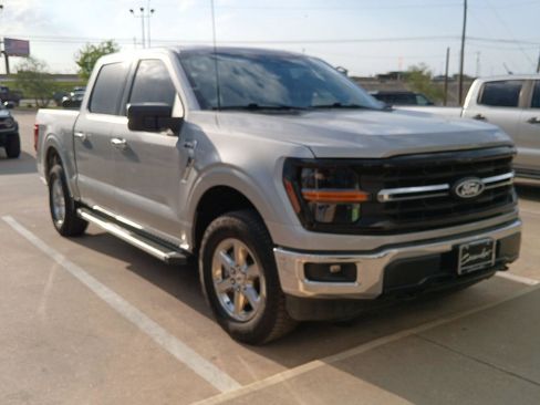 Used 2025 Ford F150 XLT w/ Equipment Group 301A Standard AWD/4WD image 6