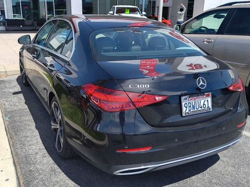 Used 2022 Mercedes-Benz C 300 Sedan image 3