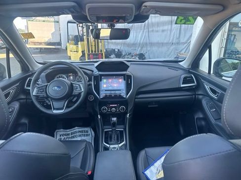 Used 2023 Subaru Forester Touring AWD/4WD image 23