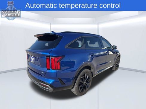 Used 2023 Kia Sorento SX AWD/4WD image 3