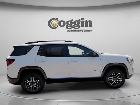 New 2026 GMC Terrain AT4 w/ Convenience Package III image 17