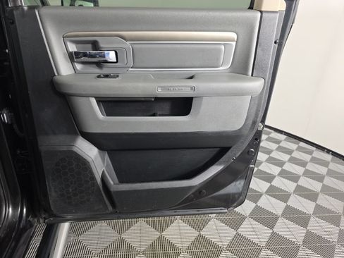 Used 2017 RAM 1500 Big Horn AWD/4WD image 38