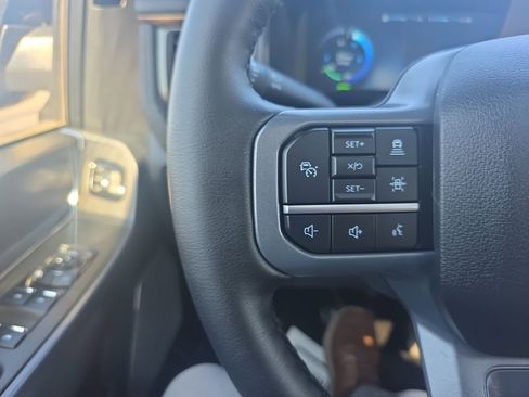 Certified 2025 Ford F150 Lightning Lariat image 30