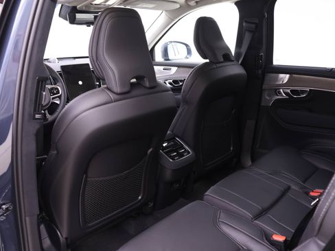 New 2026 Volvo XC90 B6 Ultra w/ Lounge Package AWD/4WD image 12
