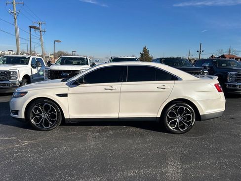 Used 2015 Ford Taurus SHO w/ Equipment Group 401A image 4