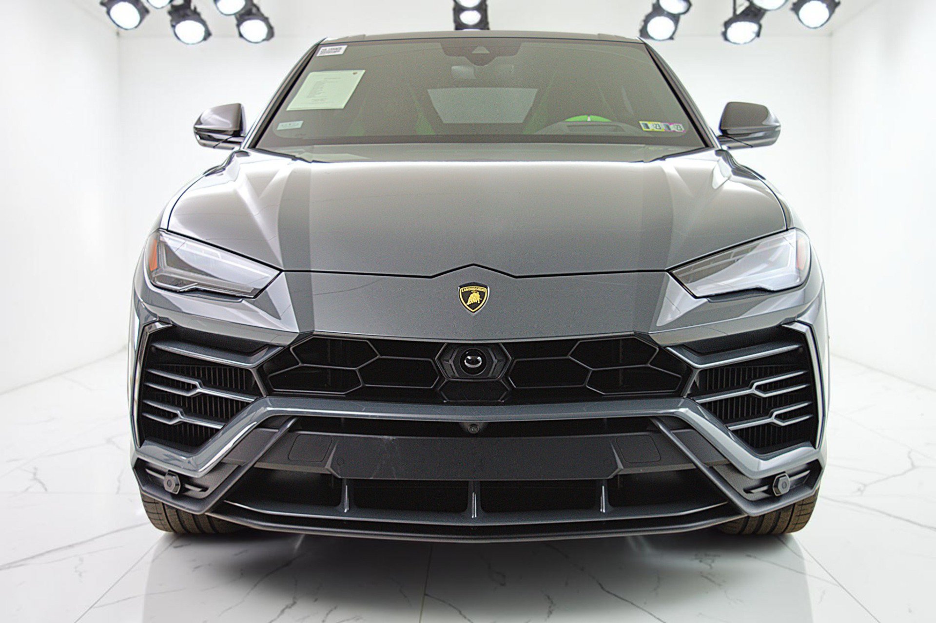 Used 2022 Lamborghini Urus AWD/4WD image 13