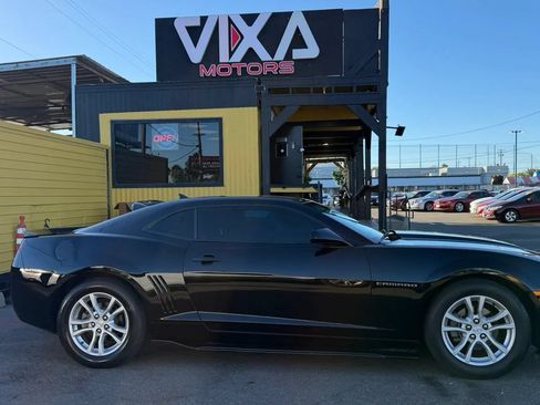 Used 2013 Chevrolet Camaro LT RWD image 8