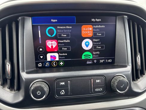 Used 2020 Chevrolet Colorado LT w/ Colorado RST Special Edition image 27