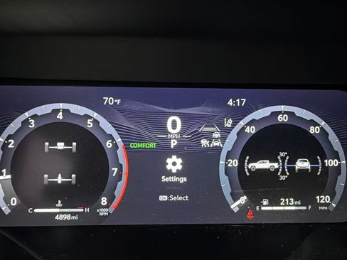 Used 2024 Toyota Tacoma Limited w/ Limited Package (LT) AWD/4WD image 31
