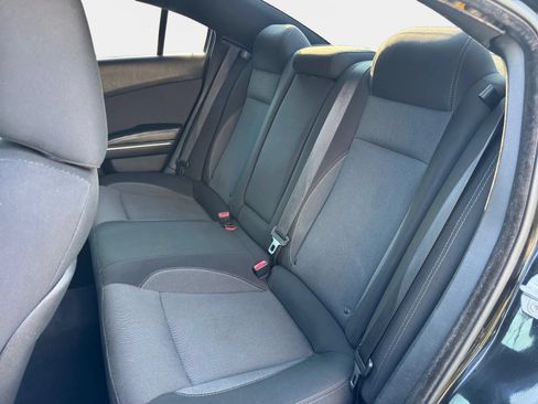 Used 2015 Dodge Charger SE w/ Popular Equipment Group RWD image 11