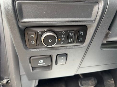 Used 2025 Ford F150 Platinum w/ Equipment Group 702A High AWD/4WD image 16