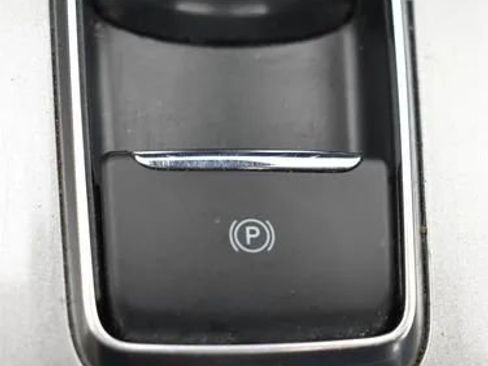 Used 2024 Ford Edge SEL AWD/4WD image 33