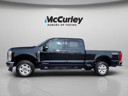 Used 2026 Ford F250 XLT AWD/4WD image 3