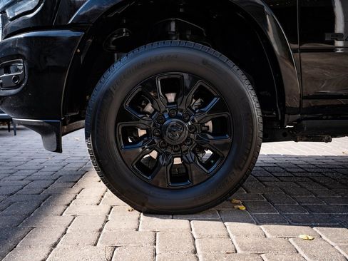 Used 2020 RAM 2500 Limited image 13