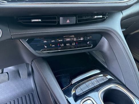 Used 2023 Buick Envision Essence FWD image 20