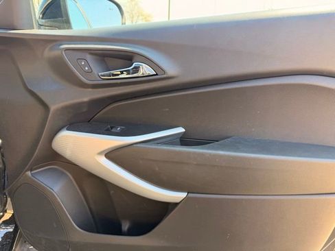 Used 2024 Chevrolet Trax RS w/ Driver Confidence Package image 24