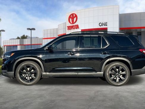 Used 2023 Honda Pilot Elite image 8