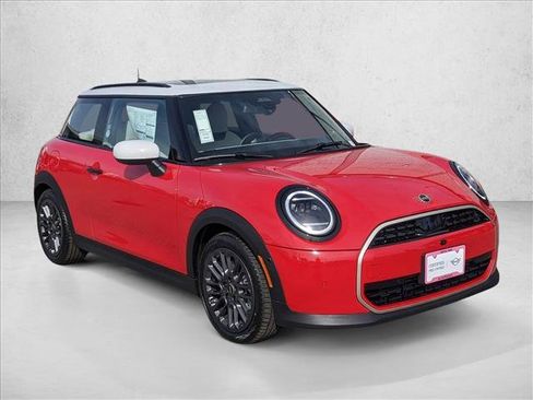 Used 2026 MINI Cooper 2-Door Hardtop FWD image 7