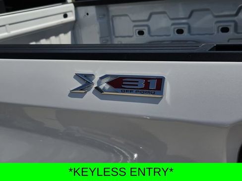 Used 2020 GMC Sierra 1500 SLT AWD/4WD image 13