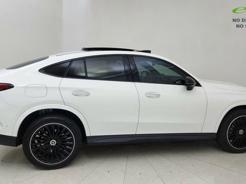 Used 2025 Mercedes-Benz GLC 300 4MATIC image 6