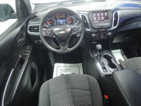 Used 2024 Chevrolet Equinox LT FWD image 11