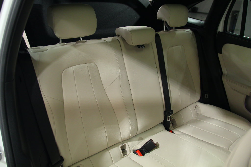 Certified 2026 Mercedes-Benz GLA 250 4MATIC image 25