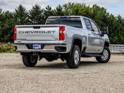 Used 2020 Chevrolet Silverado 3500 LTZ w/ LTZ Plus Package AWD/4WD image 9