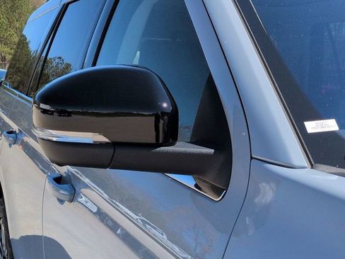 Certified 2025 Ford Expedition Active image 13