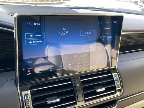 Certified 2024 Lincoln Navigator Black Label AWD/4WD image 24