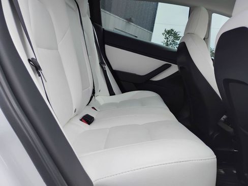 Used 2021 Tesla Model 3 Performance AWD/4WD image 19