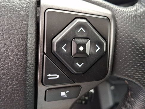 Used 2021 Toyota Tacoma TRD Sport w/ TRD Premium Sport Package AWD/4WD image 24