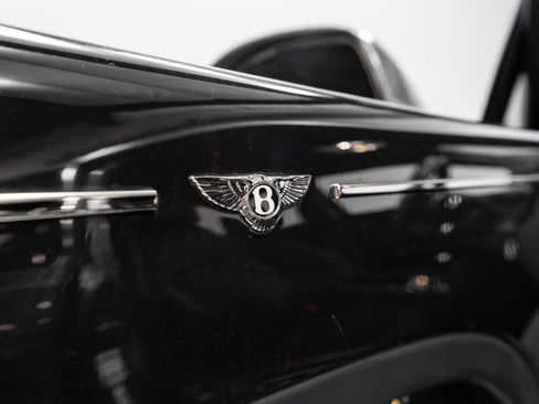 Used 2012 Bentley Mulsanne w/ Premiere Specification Pkg image 62