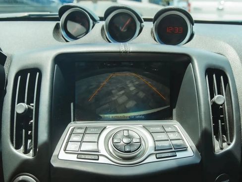 Used 2013 Nissan 370Z Touring w/ Sport Pkg RWD image 30