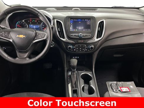 Used 2024 Chevrolet Equinox LT FWD image 2