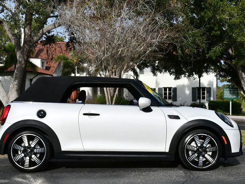 Used 2023 MINI Cooper S image 45